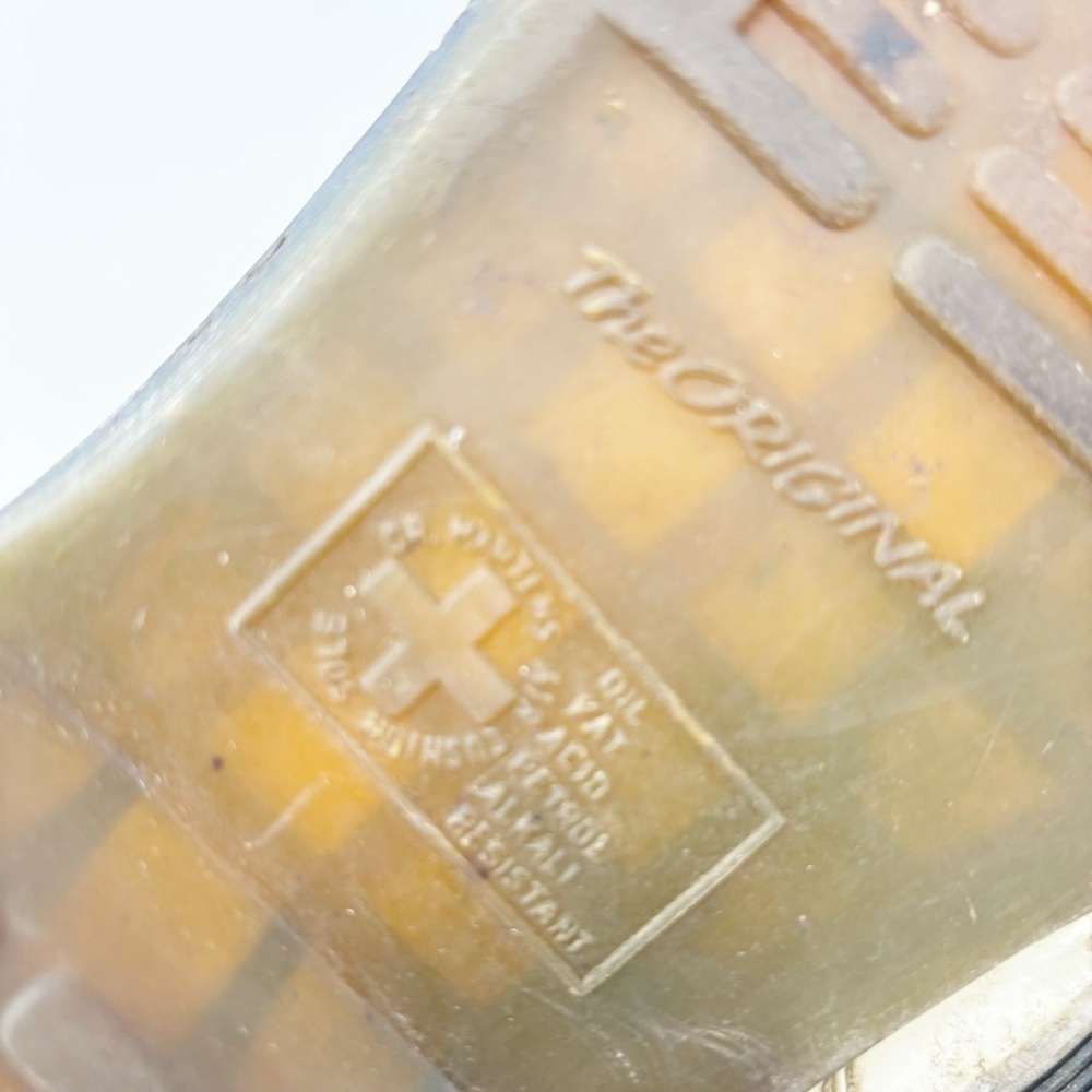 DOC MARTENS Women’s White 1460 Smooth Leather 8-Eye Boots Distressed Size W9 - Picture 12 of 13